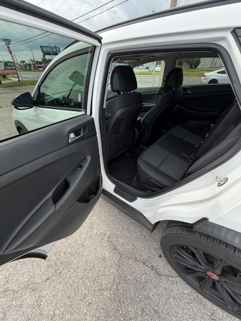 2017 Hyundai Tucson Night - Photo 14