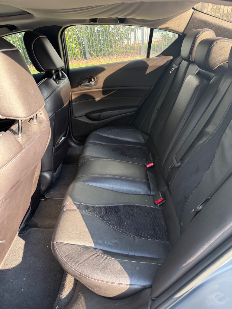 2017 Acura ILX Base - Photo 10